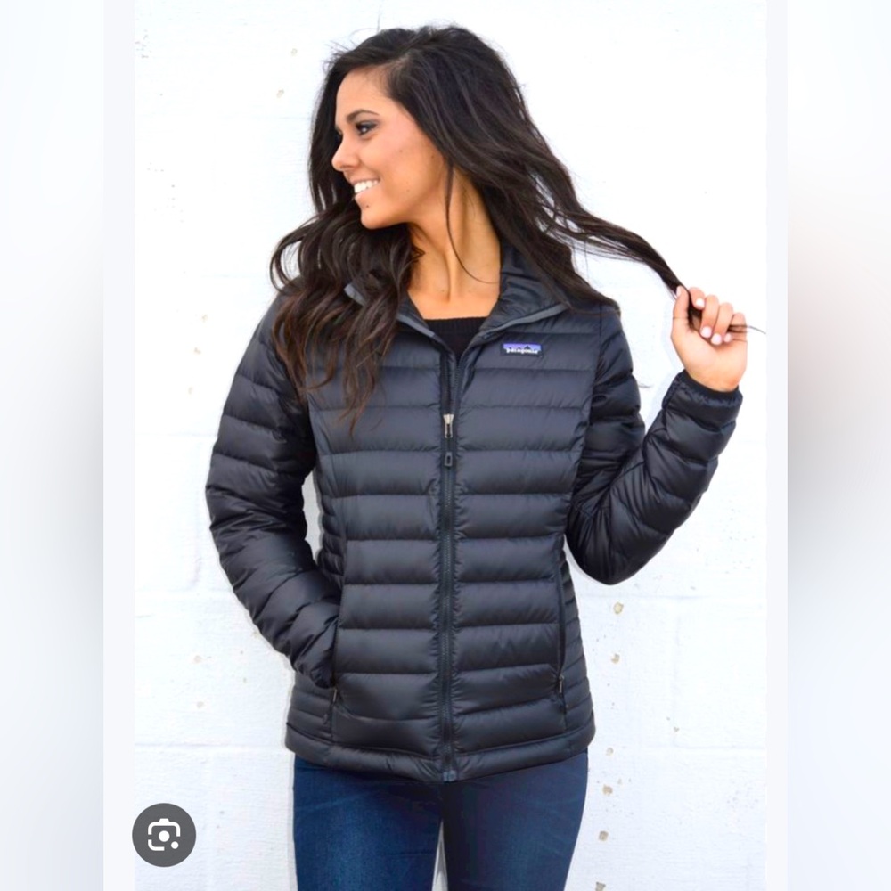Patagonia women’s medium down sweater black-good used condition